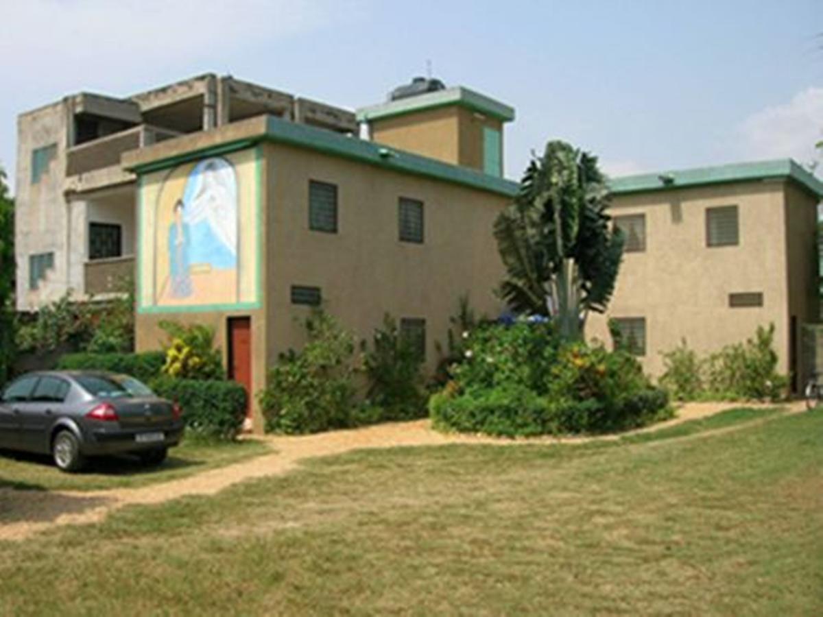 Hotel Marie Antoinette Kara Exterior foto